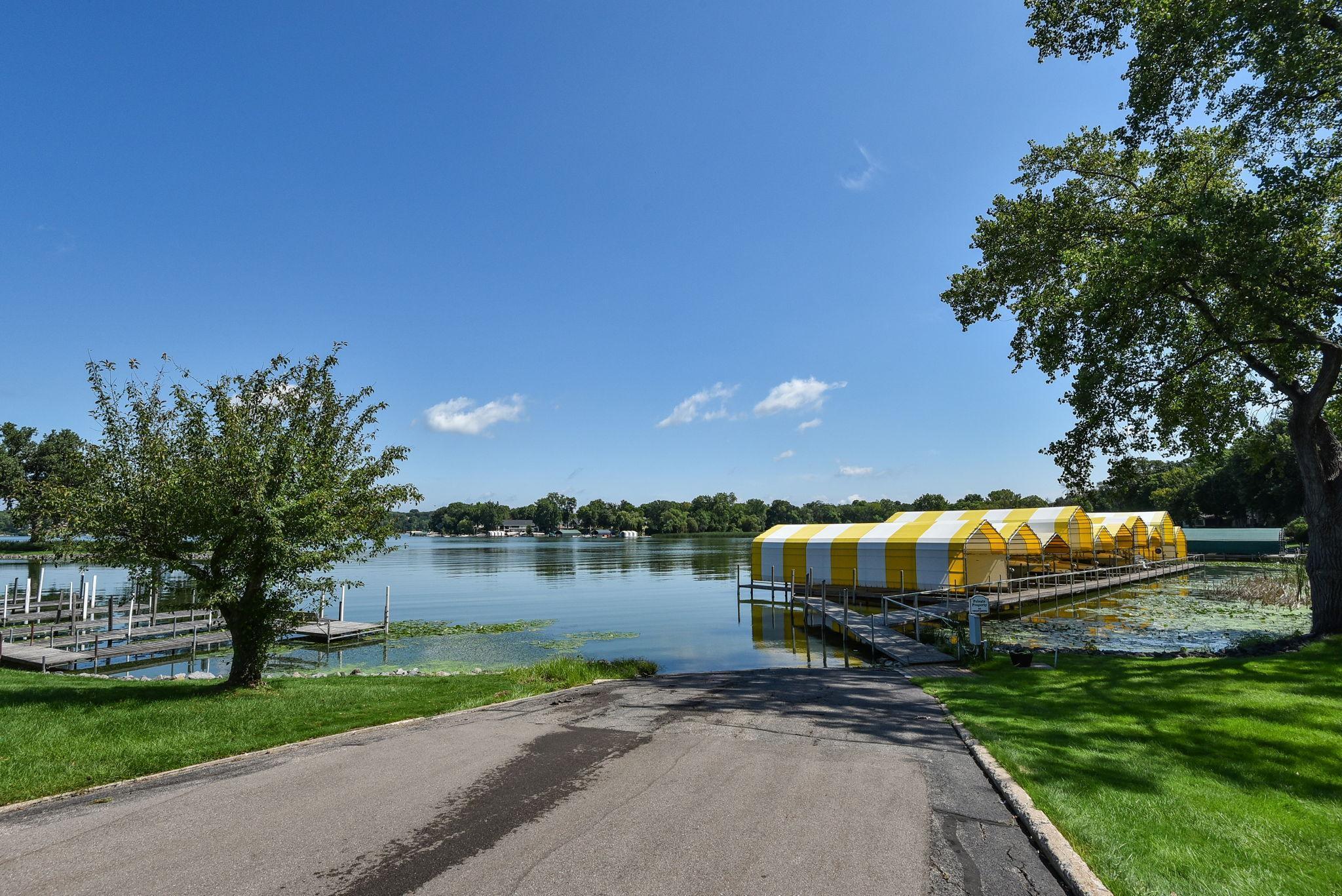 5450 3 Points Boulevard, Unit 623 Mound, MN 55364 - Photo 13 of 56