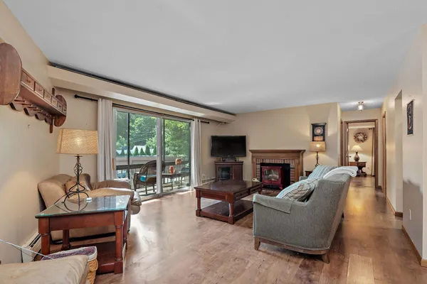 $229,900 | 5450 3 Points Boulevard, Unit 623, Mound, MN 55364