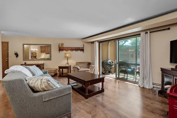 $229,900 | 5450 3 Points Boulevard, Unit 623, Mound, MN 55364