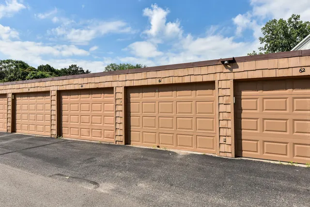 $265,000 | 5450 3 Points Boulevard, Unit 623, Mound, MN 55364