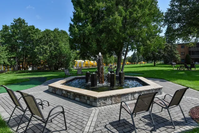 $265,000 | 5450 3 Points Boulevard, Unit 623, Mound, MN 55364