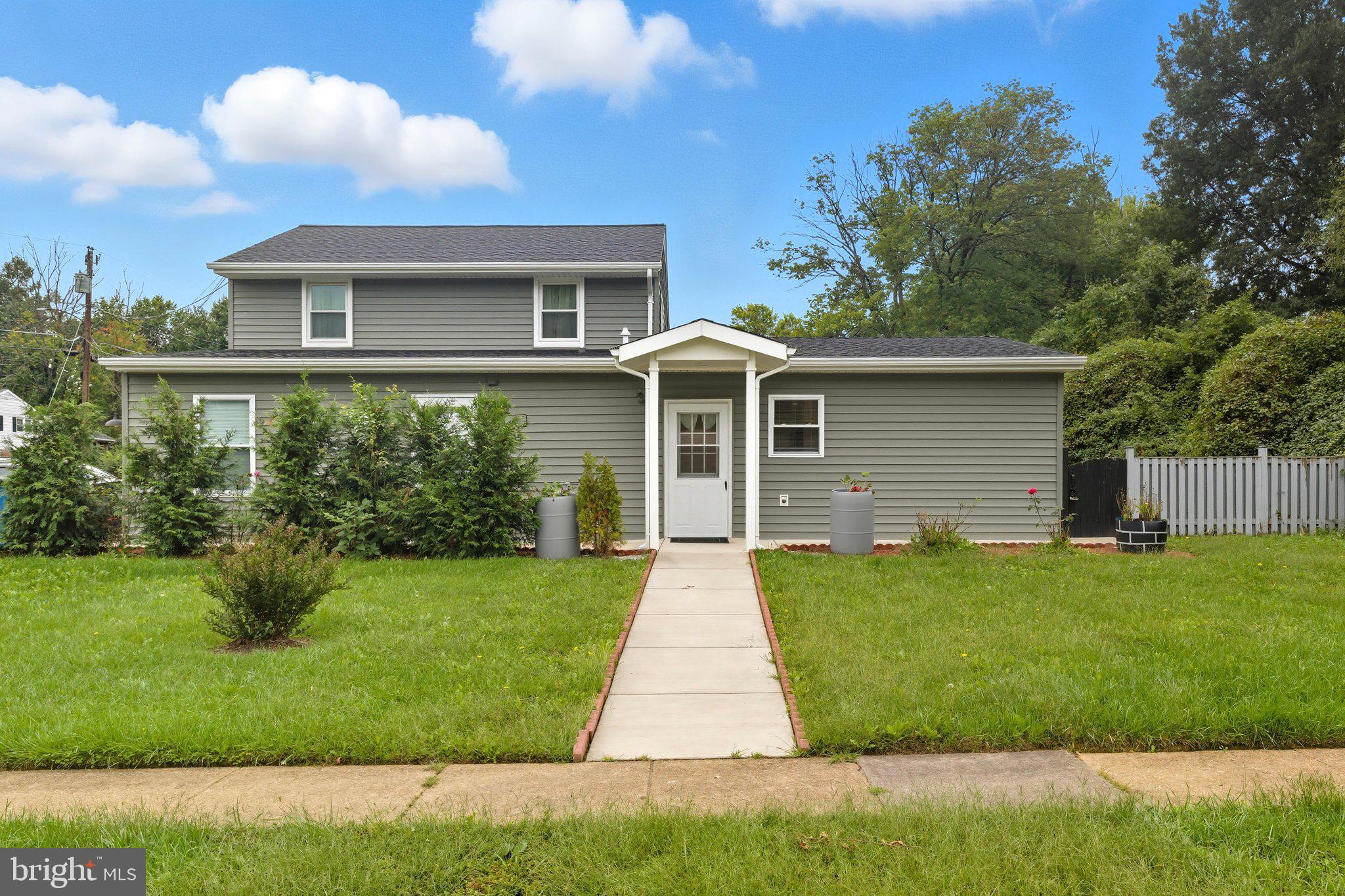5206 Gilpin Drive Springfield, VA 22151 - Photo 3 of 17 5206 Gilpin Dr Unit A - 002