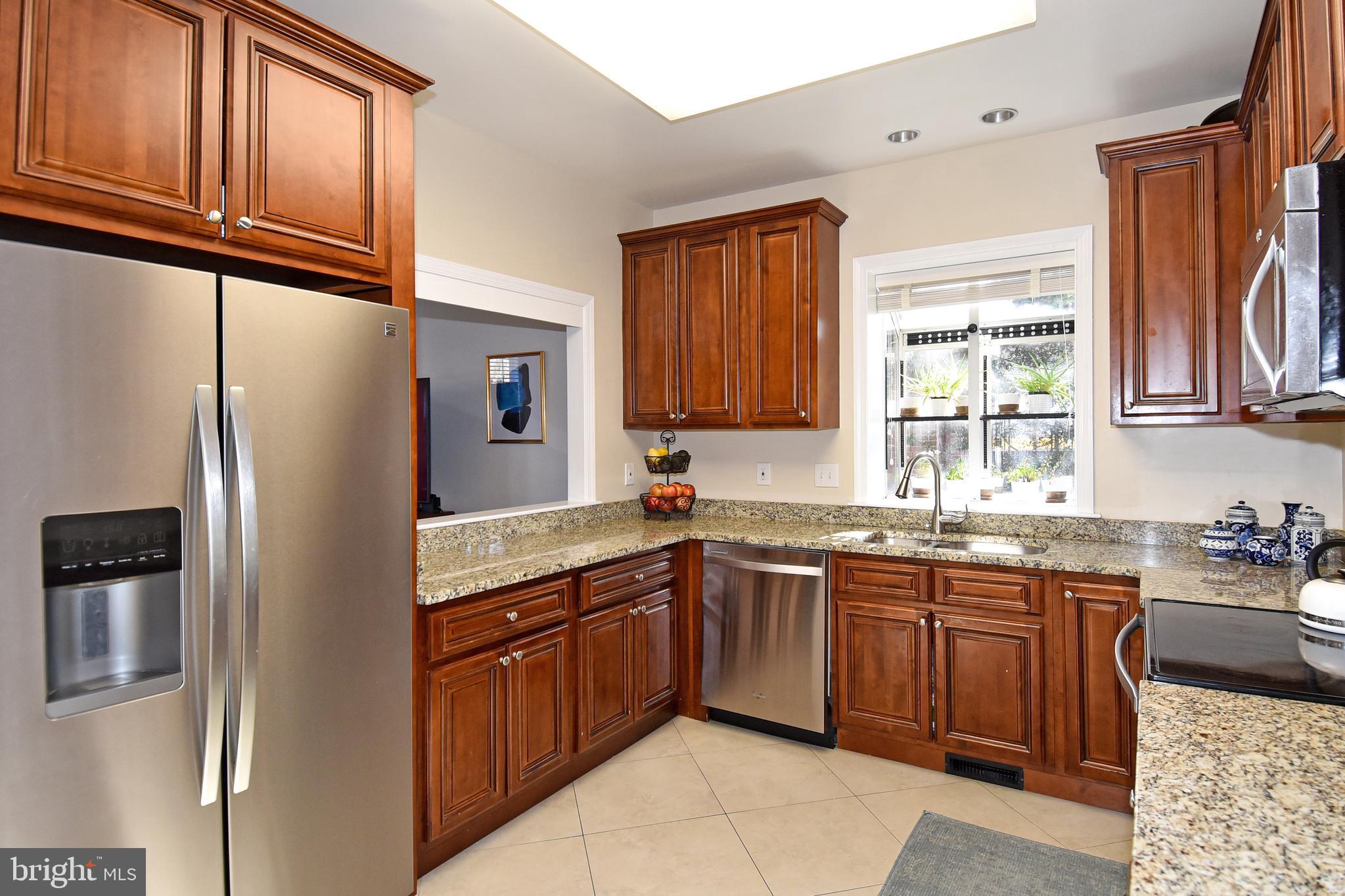 4602 Foxhall Crescent Northwest Washington, DC 20007 - Photo 15 of 51