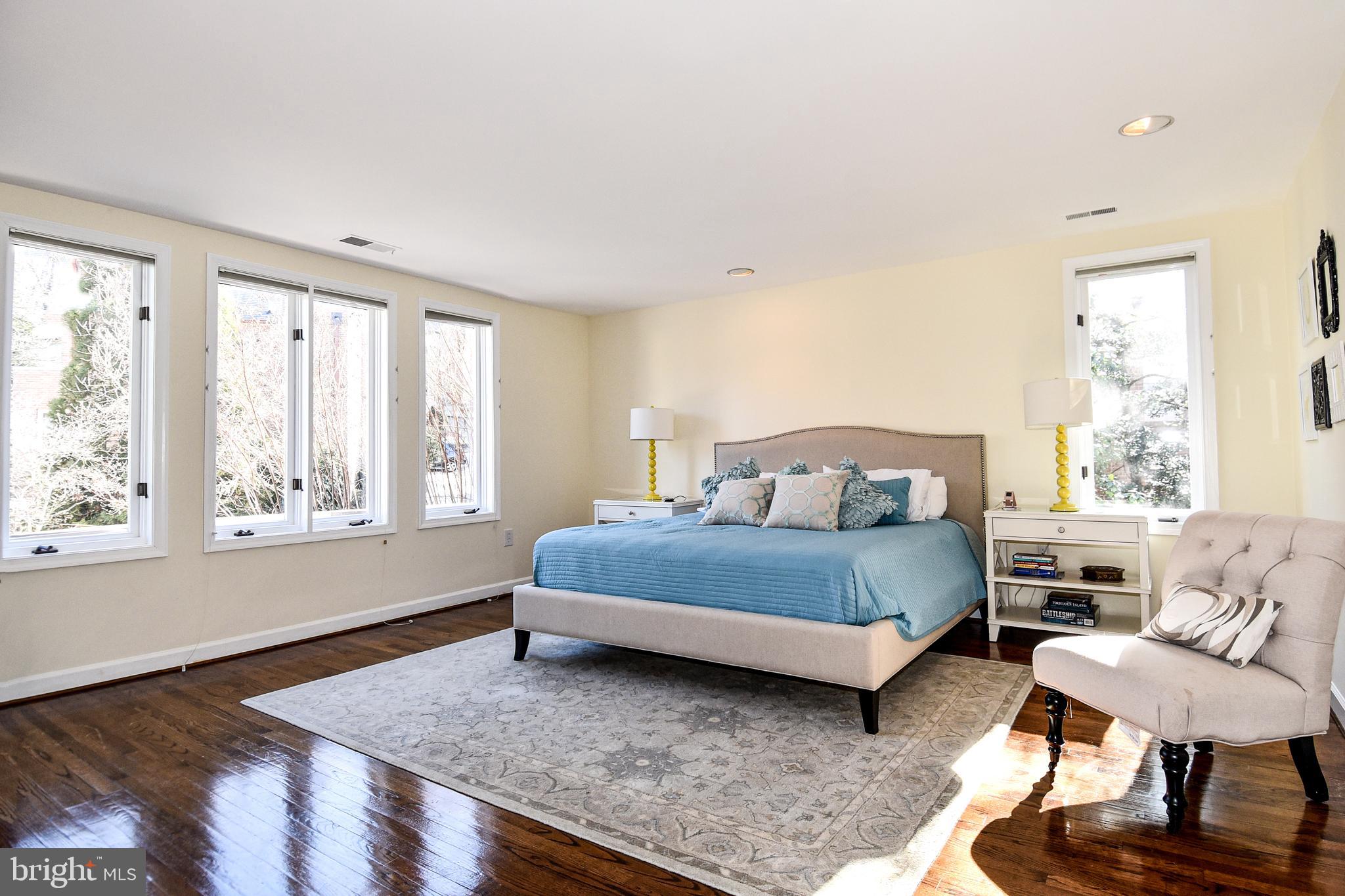 4602 Foxhall Crescent Northwest Washington, DC 20007 - Photo 22 of 51