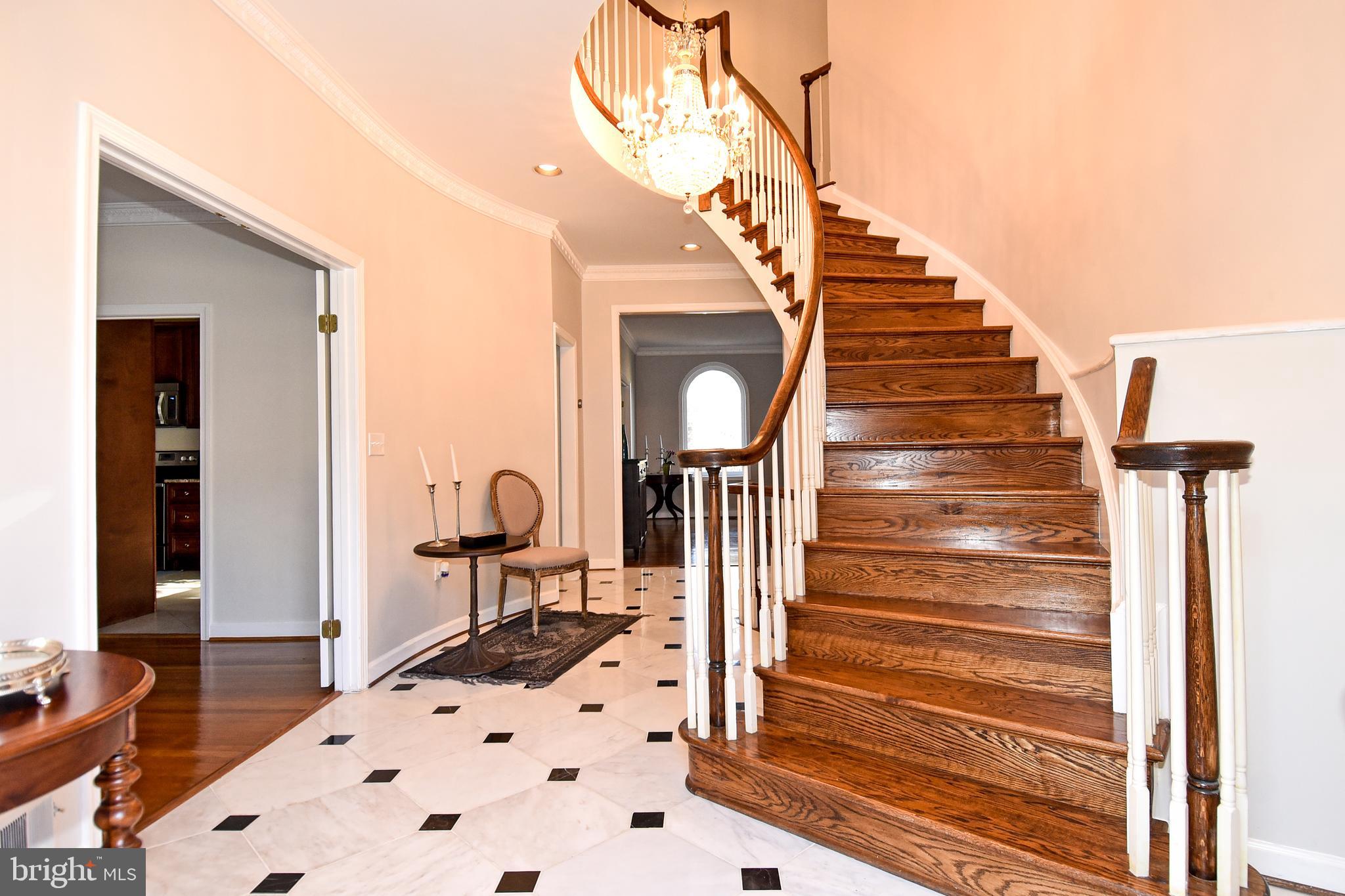 4602 Foxhall Crescent Northwest Washington, DC 20007 - Photo 3 of 51