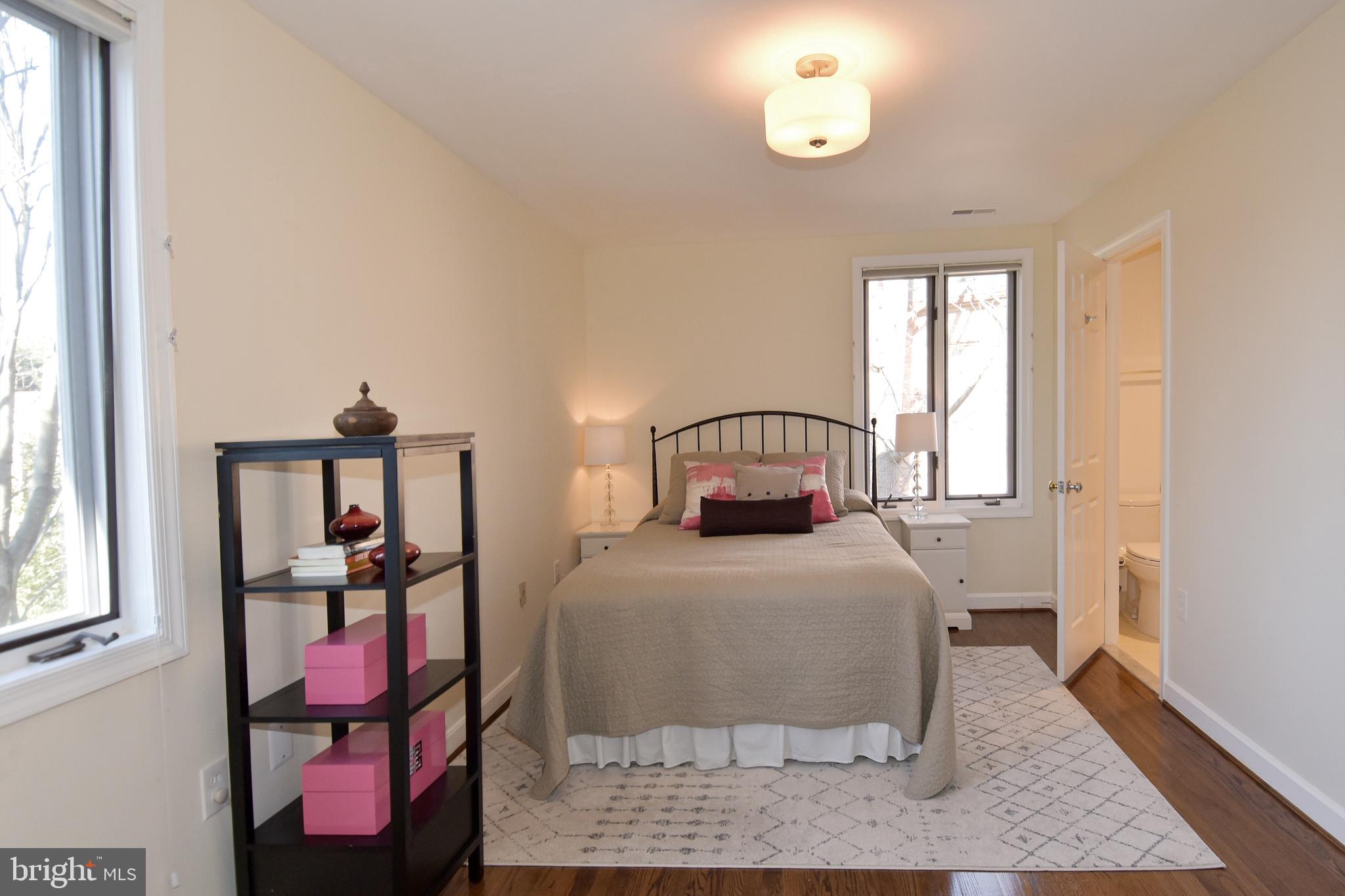 4602 Foxhall Crescent Northwest Washington, DC 20007 - Photo 34 of 51