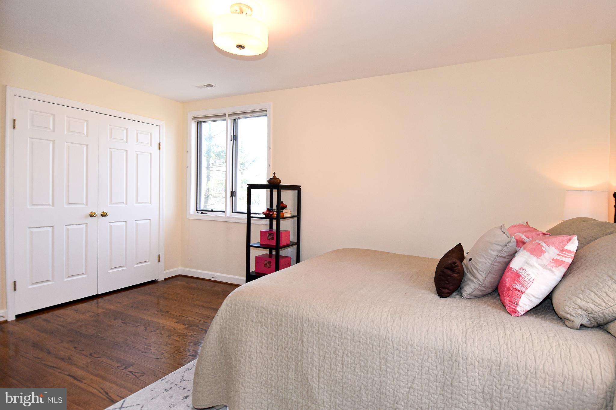 4602 Foxhall Crescent Northwest Washington, DC 20007 - Photo 35 of 51