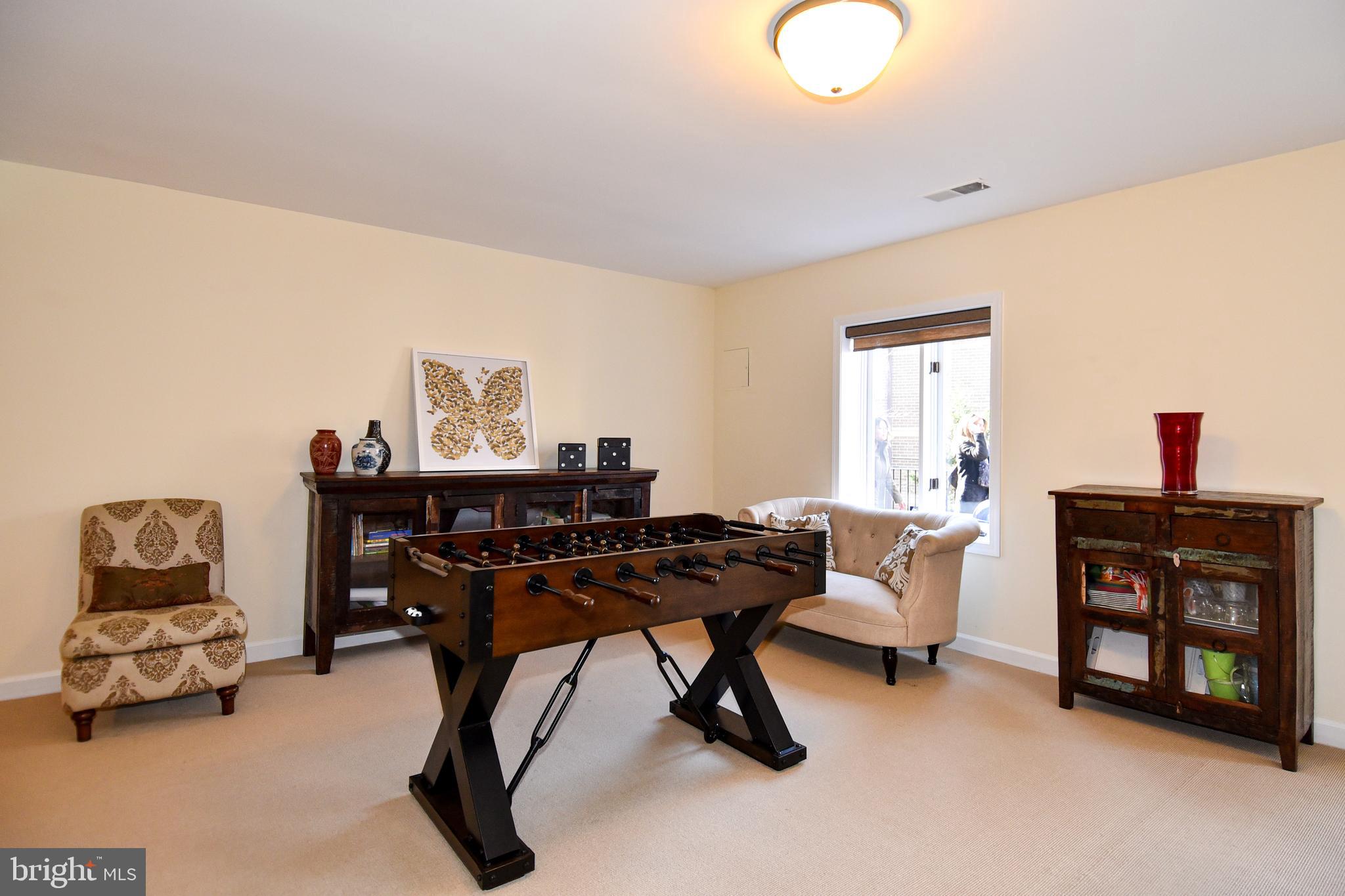 4602 Foxhall Crescent Northwest Washington, DC 20007 - Photo 42 of 51