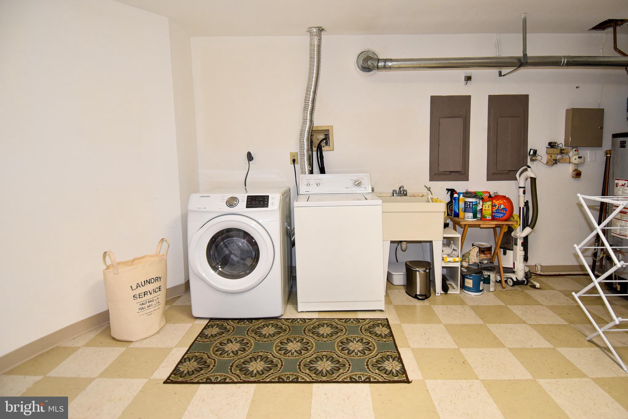 4602 Foxhall Crescent Northwest Washington, DC 20007 - Photo 46 of 51