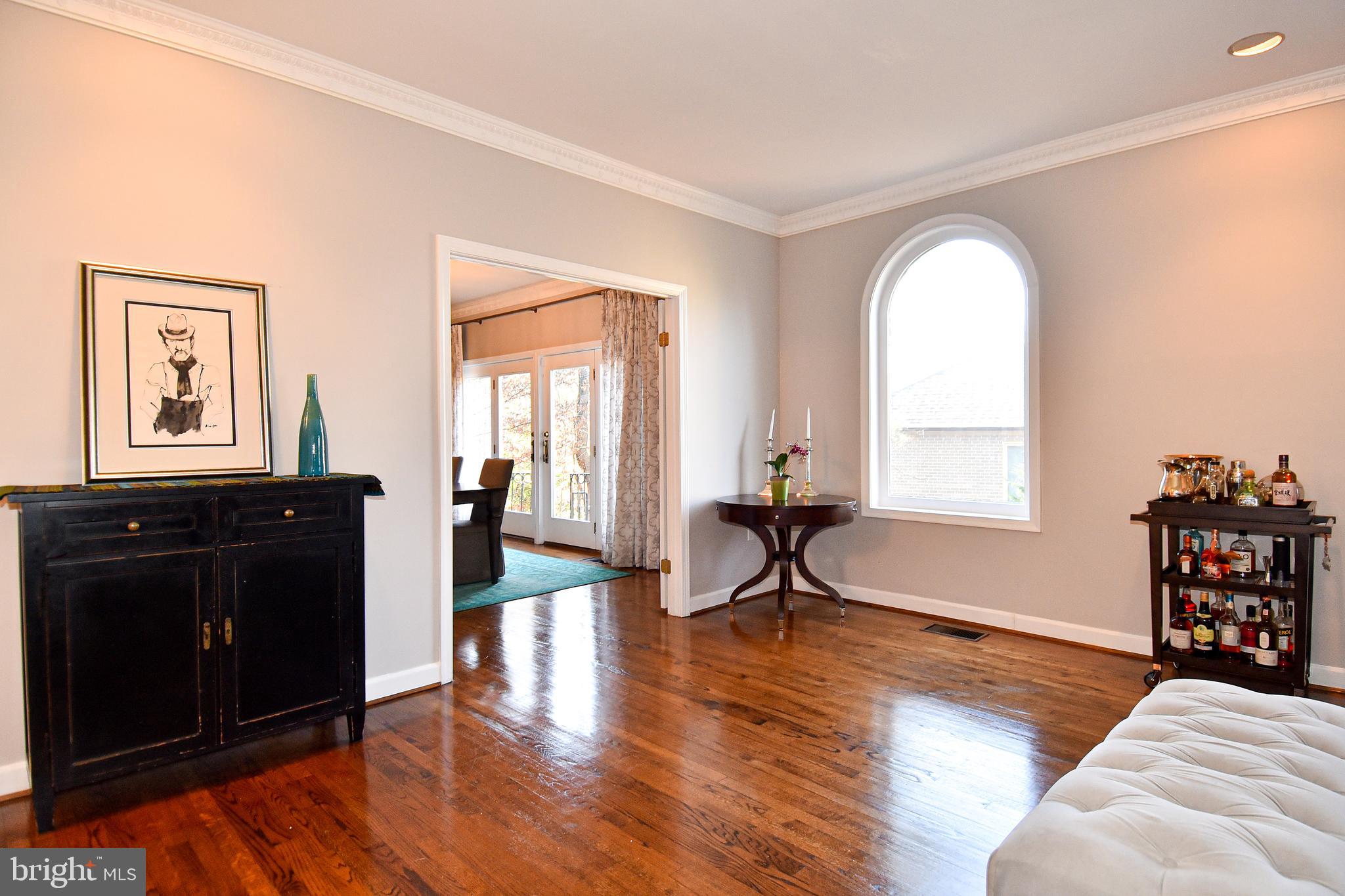 4602 Foxhall Crescent Northwest Washington, DC 20007 - Photo 10 of 51