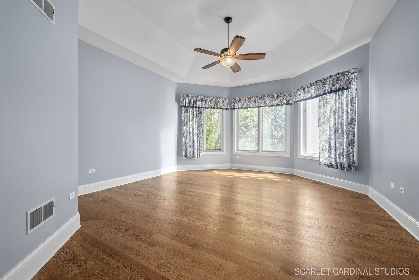 13334 Kerr Street Plainfield, IL 60585 - Photo 19 of 53 a view of an empty room with window