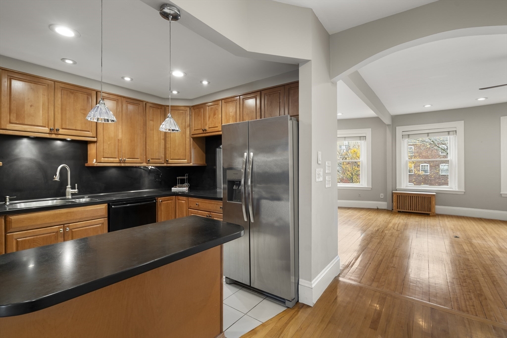 1011 Beacon Street, Unit 4 Brookline, MA 02446 - Photo 14 of 24