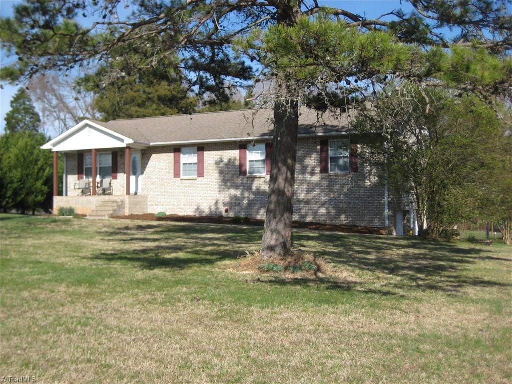 8133 Hampton Road Clemmons, NC 27012 - Photo 2 of 23 Gallery Image 2