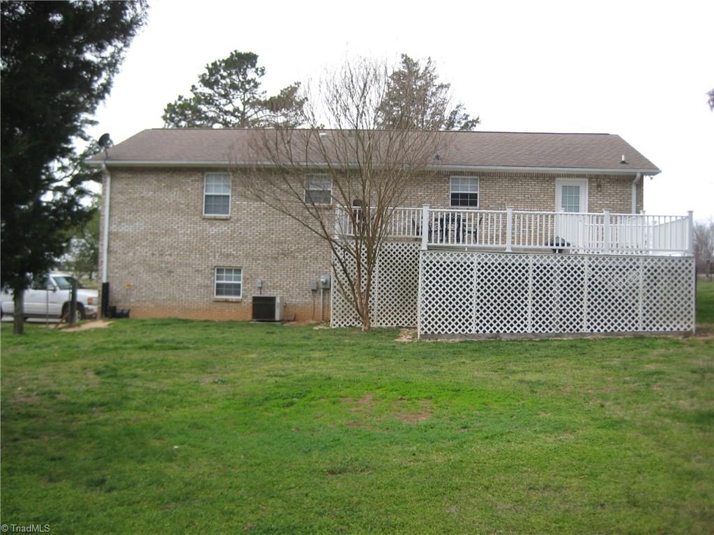 8133 Hampton Road Clemmons, NC 27012 - Photo 5 of 23 Gallery Image 5