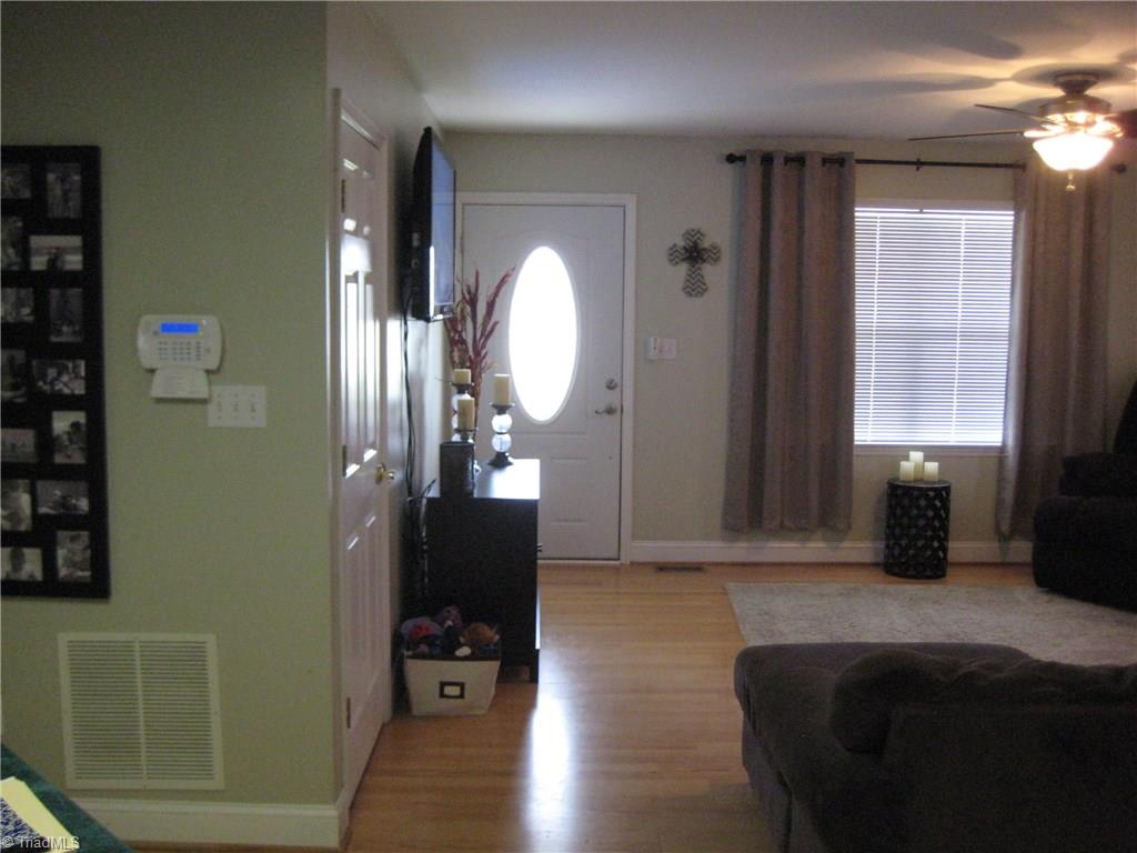 8133 Hampton Road Clemmons, NC 27012 - Photo 6 of 23 Gallery Image 6