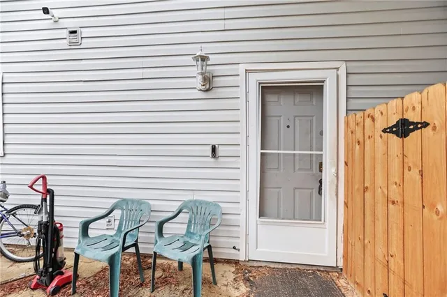 $148,870 | 273 Country Club Drive, Jonesboro, GA 30238