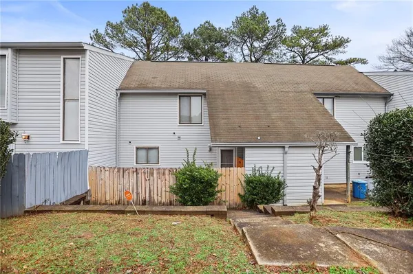 $134,900 | 273 Country Club Drive, Jonesboro, GA 30238