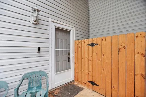 $134,900 | 273 Country Club Drive, Jonesboro, GA 30238