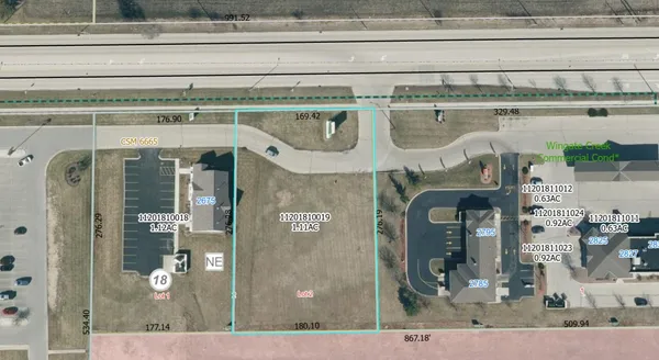 $169,900 | 2705 East Washington Street, West Bend, WI 53095