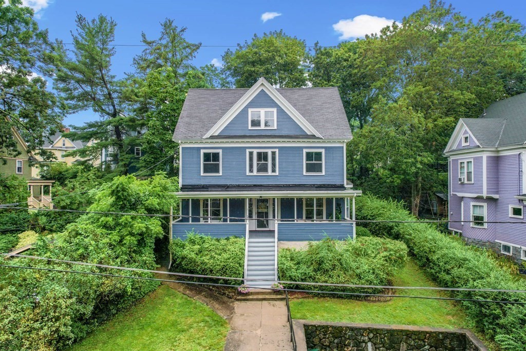 28 Richardson Road Melrose, MA 02176 - Photo 1 of 42 Gallery Image 1