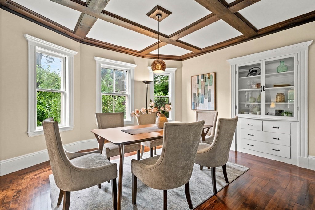 28 Richardson Road Melrose, MA 02176 - Photo 13 of 42 Gallery Image 13