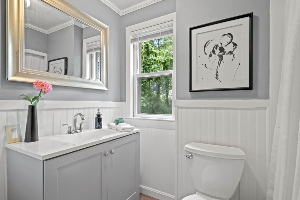 28 Richardson Road Melrose, MA 02176 - Photo 29 of 42 Gallery Image 29