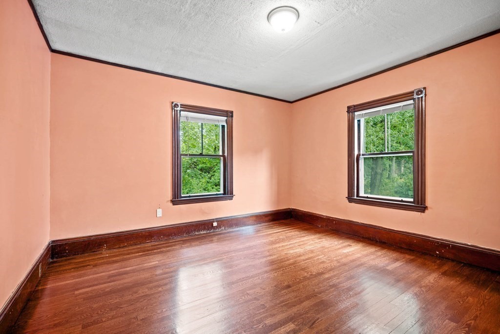 28 Richardson Road Melrose, MA 02176 - Photo 30 of 42 Gallery Image 30