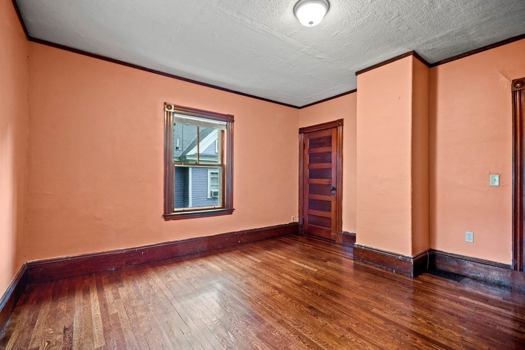 28 Richardson Road Melrose, MA 02176 - Photo 31 of 42 Gallery Image 31