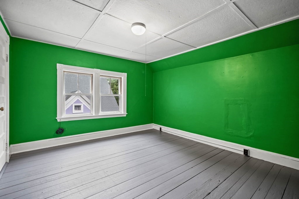 28 Richardson Road Melrose, MA 02176 - Photo 33 of 42 Gallery Image 33