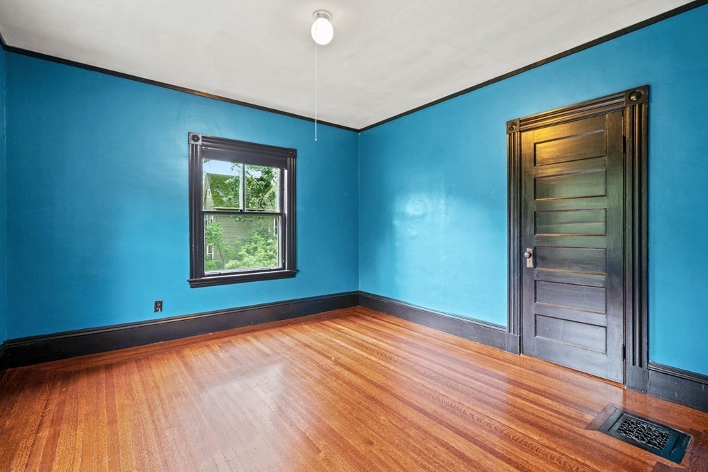 28 Richardson Road Melrose, MA 02176 - Photo 34 of 42 Gallery Image 34