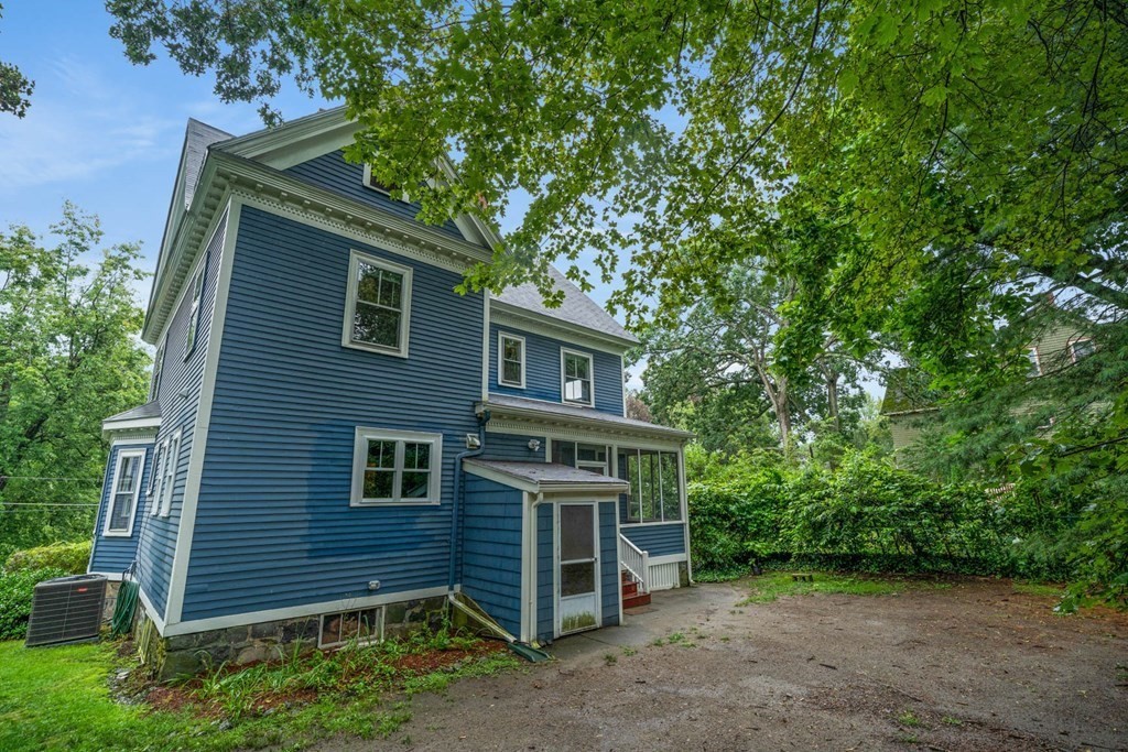 28 Richardson Road Melrose, MA 02176 - Photo 39 of 42 Gallery Image 39