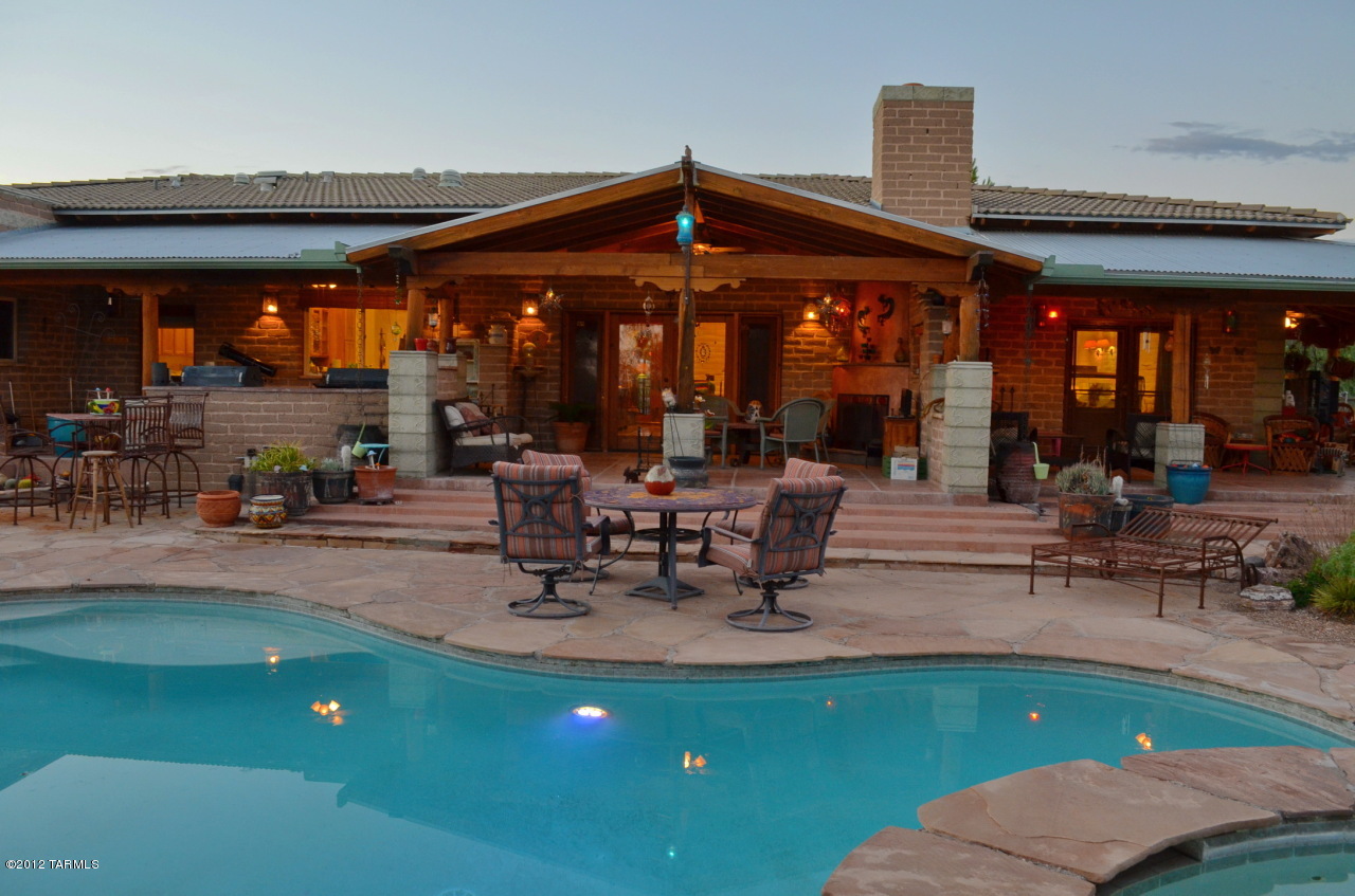 2525 West Glover Road Tucson, AZ 85742 - Photo 31 of 34