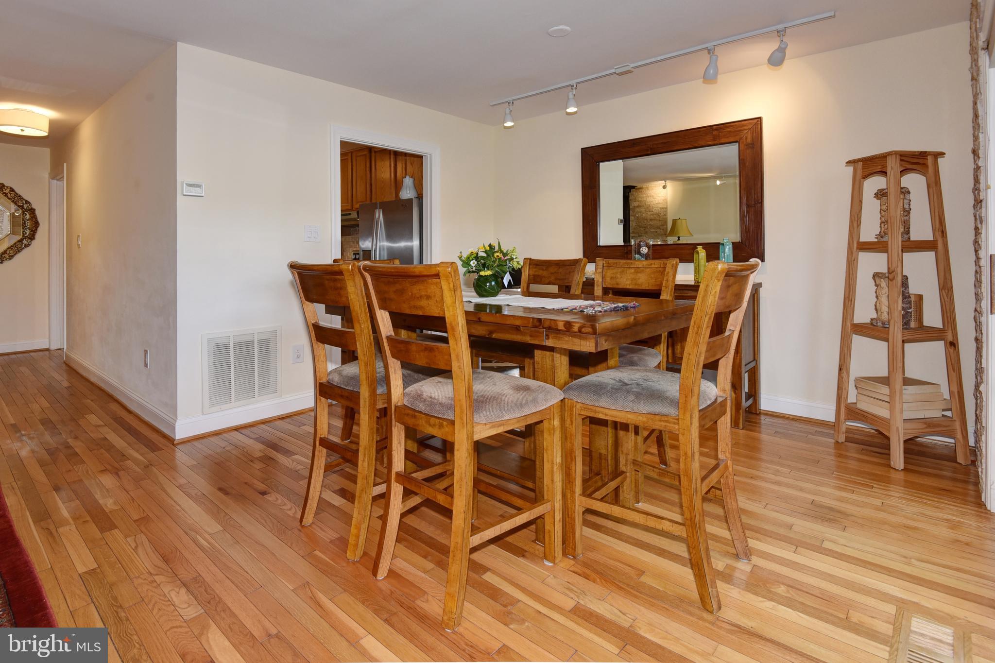 2004 Chadds Ford Drive Reston, VA 20191 - Photo 13 of 72