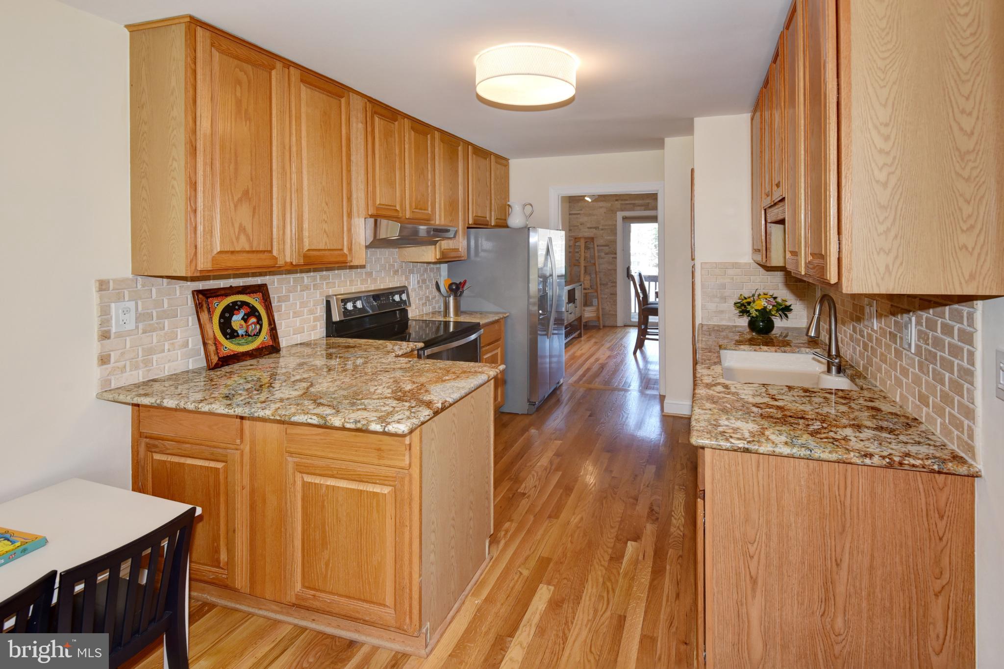 2004 Chadds Ford Drive Reston, VA 20191 - Photo 15 of 72