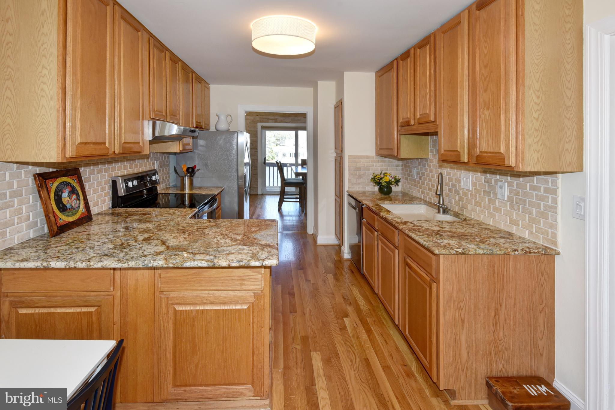 2004 Chadds Ford Drive Reston, VA 20191 - Photo 16 of 72