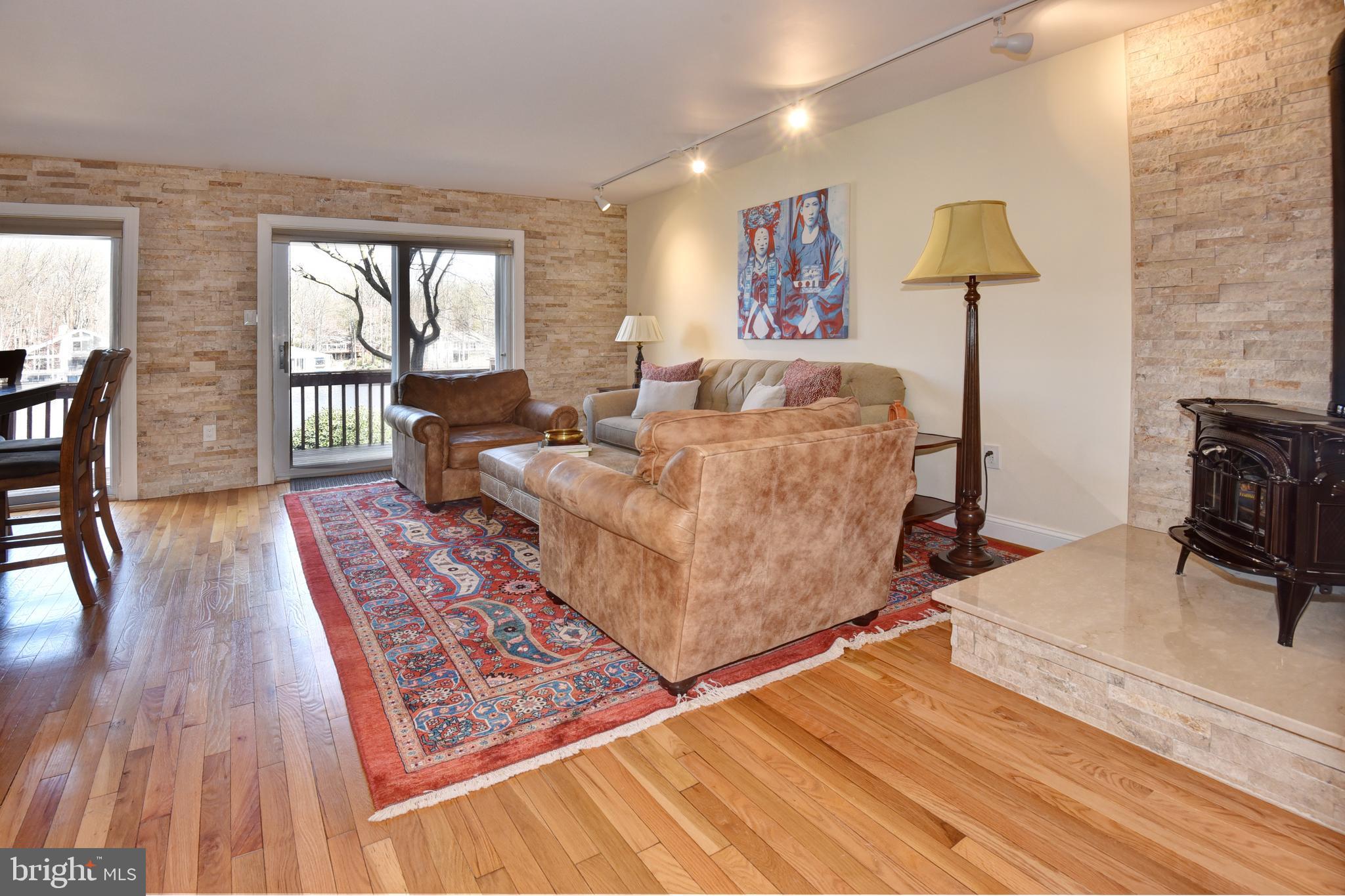 2004 Chadds Ford Drive Reston, VA 20191 - Photo 7 of 72