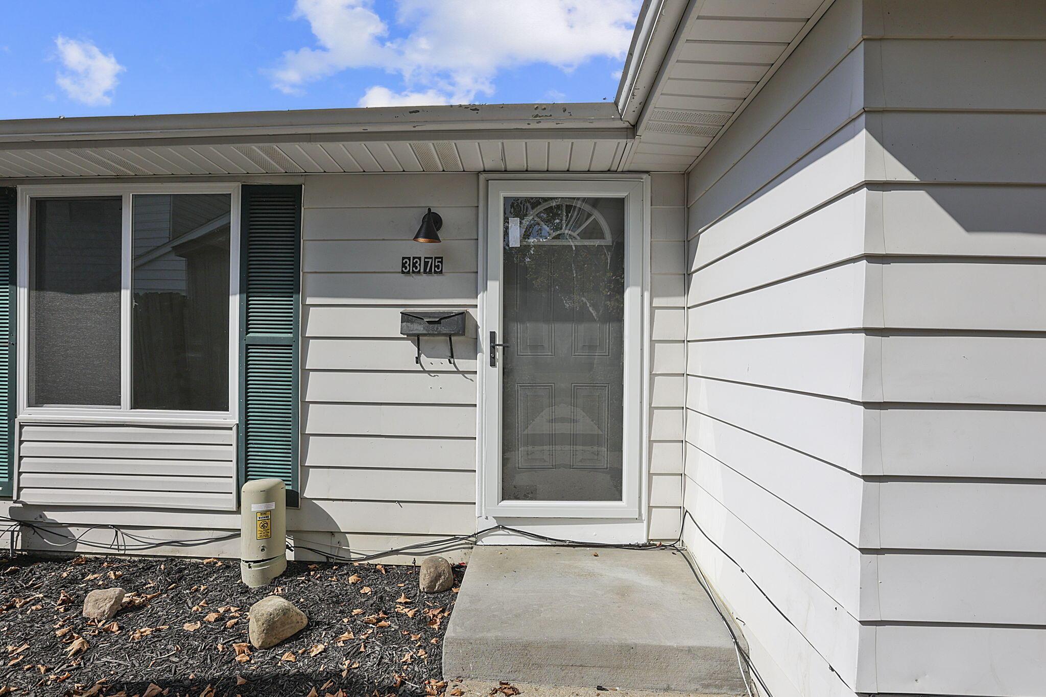 3375 Spangler Road, Unit A6 Columbus, OH 43207 - Photo 2 of 20 6-web-or-mls-0D3A4687
