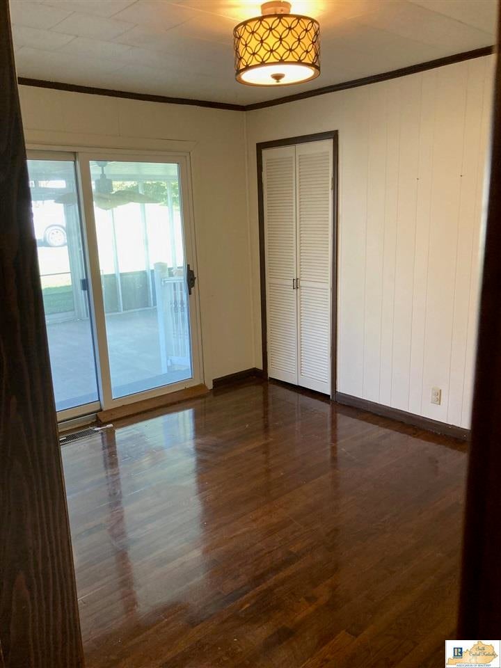 275 Ben Hall Road Tompkinsville, KY 42167 - Photo 11 of 19 Gallery Image 11