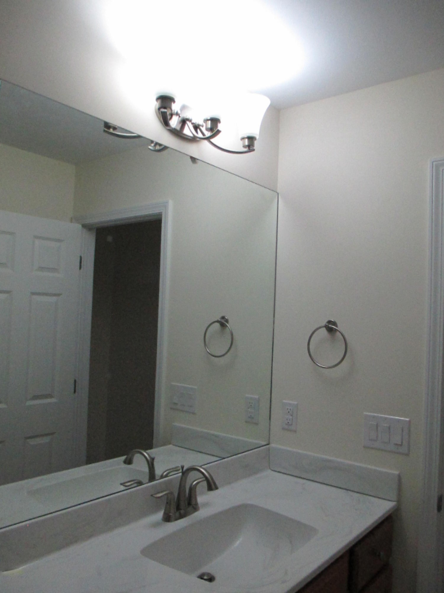 2566 Holiday House Road, Unit 12 St. Joseph, MI 49085 - Photo 12 of 26 IMG_0544