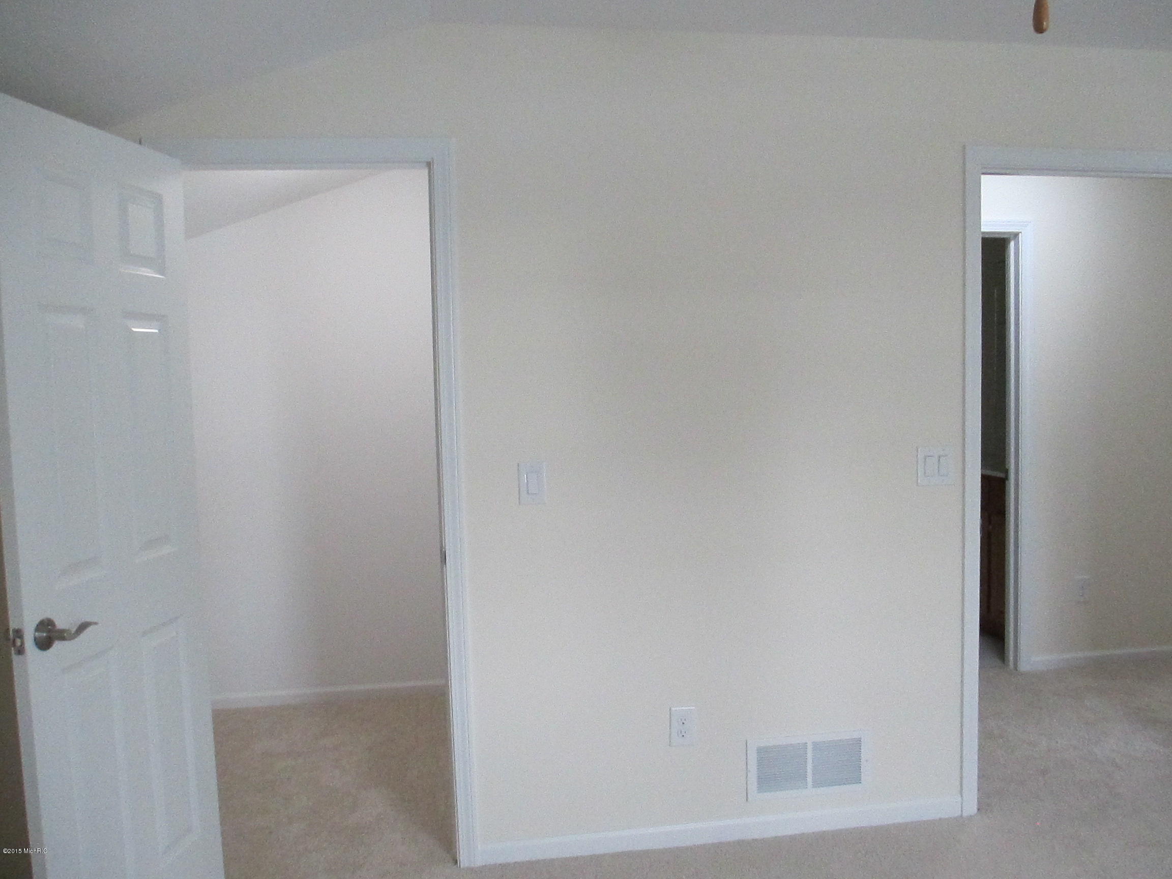 2566 Holiday House Road, Unit 12 St. Joseph, MI 49085 - Photo 13 of 26 IMG_0545