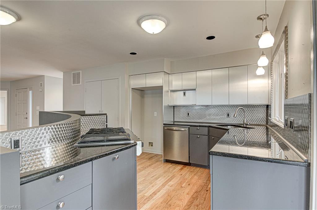 5310 Tower Road Greensboro, NC 27410 - Photo 18 of 35 Gallery Image 18