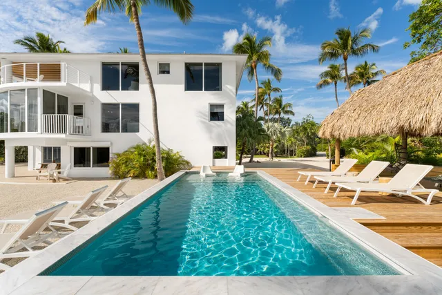 $6,750,000 | 83407 Old Highway, Islamorada, FL 33036
