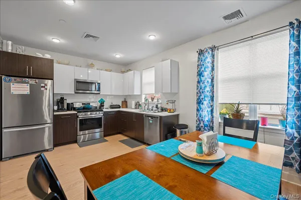 $599,999 | 710 Main Street, Peekskill, NY 10566