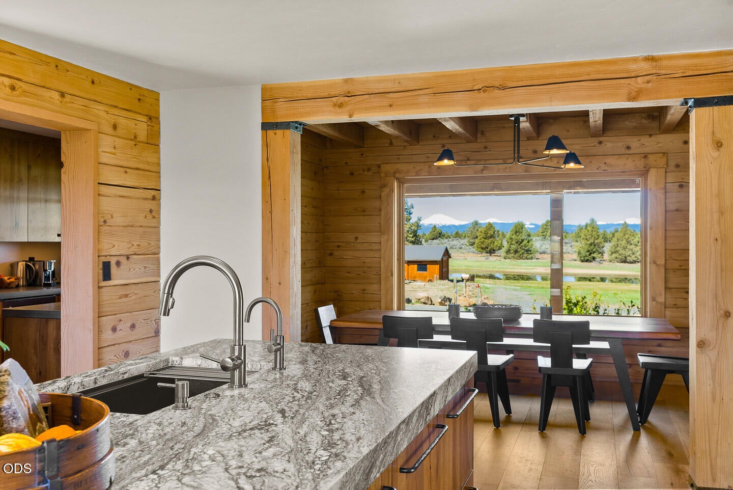 22311 McArdle Road Bend, OR 97702 - Photo 11 of 97 Gallery Image 11