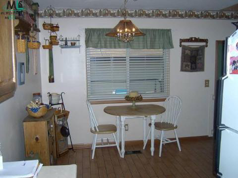 224 Riverside Drive Mount Clemens, MI 48043 - Photo 8 of 9 525799-7.JPG
