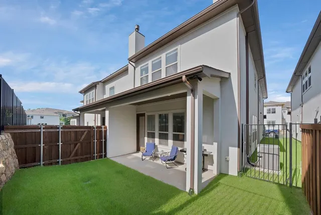 $380,000 | 437 Waterscape Drive, Unit 1134, Hickory Creek, TX 75065