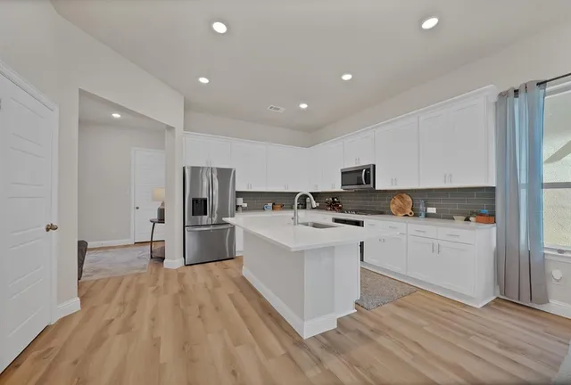 $380,000 | 437 Waterscape Drive, Unit 1134, Hickory Creek, TX 75065