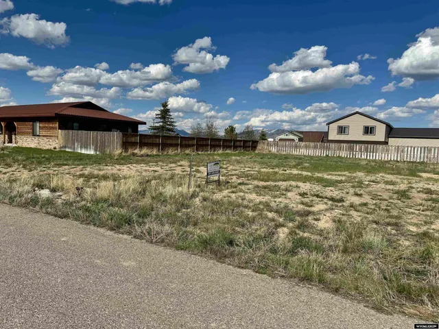 $99,900 | 405 Kennaday Court, Saratoga, WY 82331