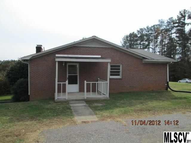 498 Wildlife Access Road Hickory, NC 28601 - Photo 15 of 20 Gallery Image 15