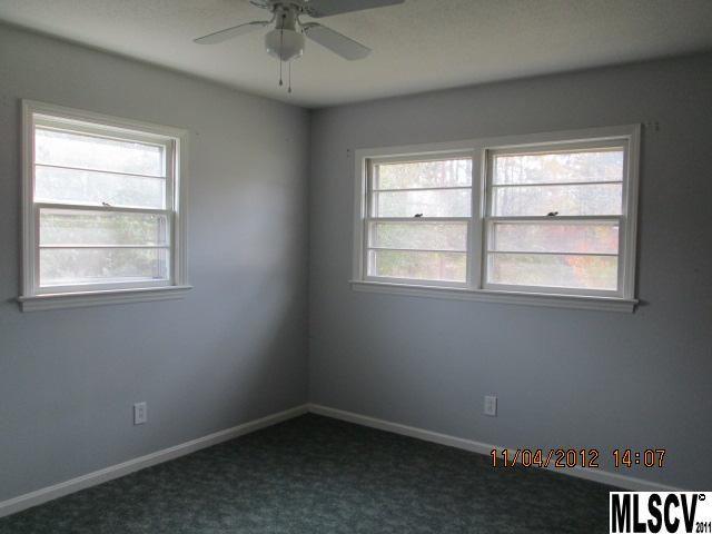 498 Wildlife Access Road Hickory, NC 28601 - Photo 4 of 20 Gallery Image 4